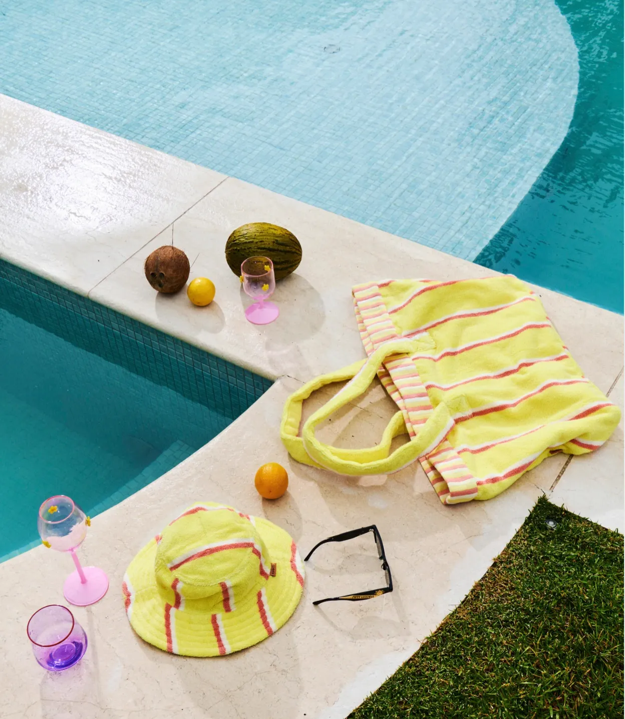 Kip&Co Terry Oversized Beach Bag - Pina Colada